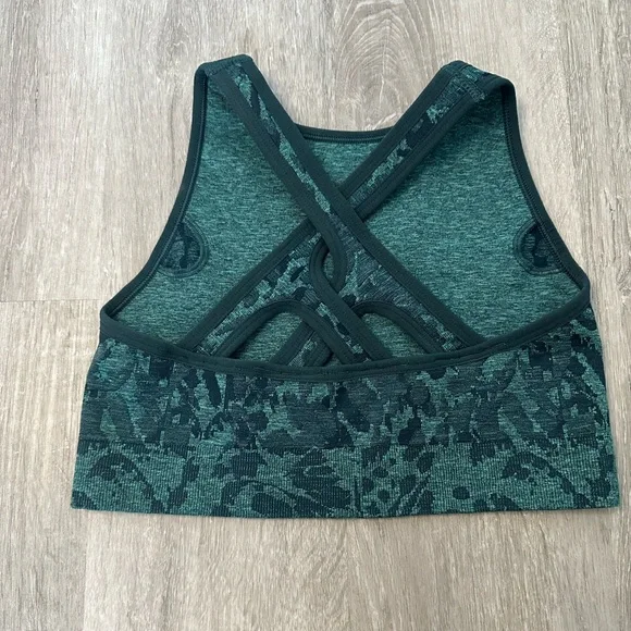 Gymshark Sports Bra Green Seamless Size Small - Picture 3 of 4